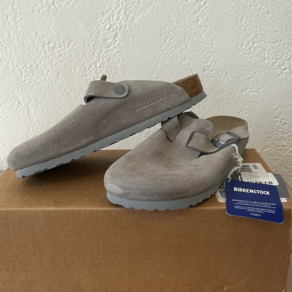 NWT Birkenstock Boston Soft
Footbed Clogs, Women’s, 39 / size 8, Stone Coin